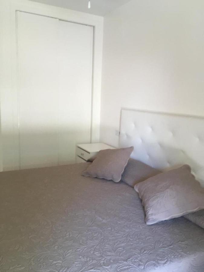 2-Bedroom And Living Room Apartment Near Campoamor Beach Εξωτερικό φωτογραφία