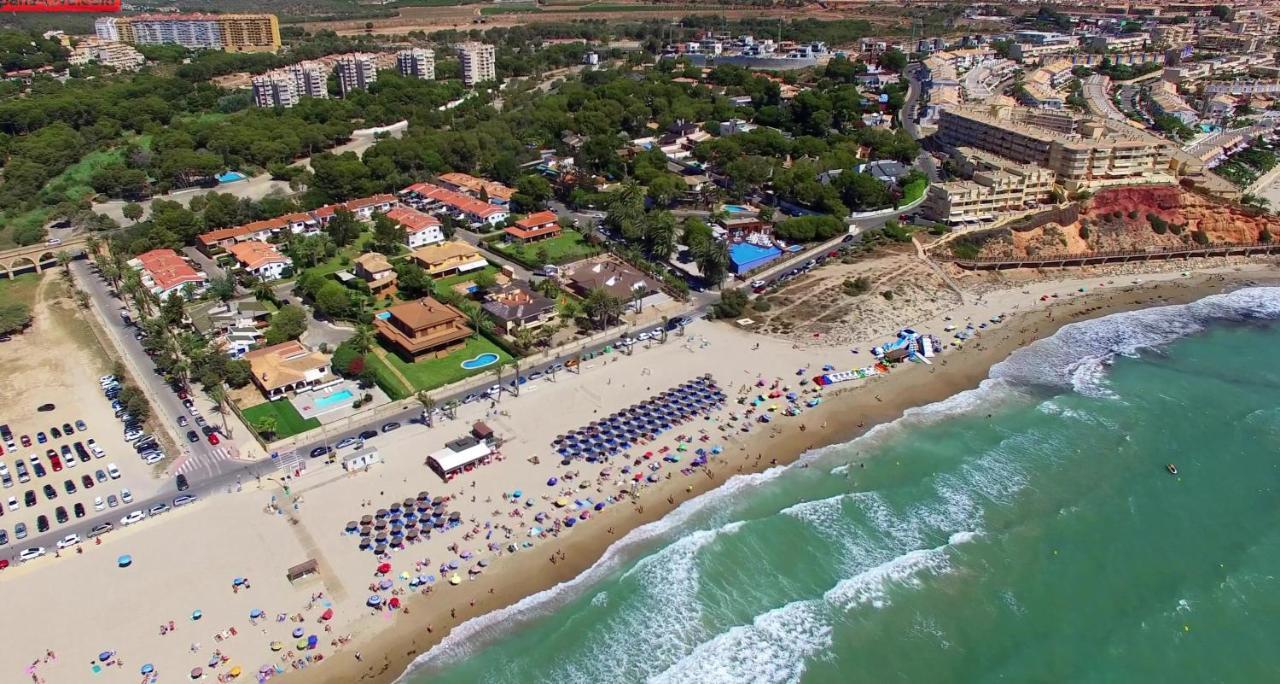 2-Bedroom And Living Room Apartment Near Campoamor Beach Εξωτερικό φωτογραφία