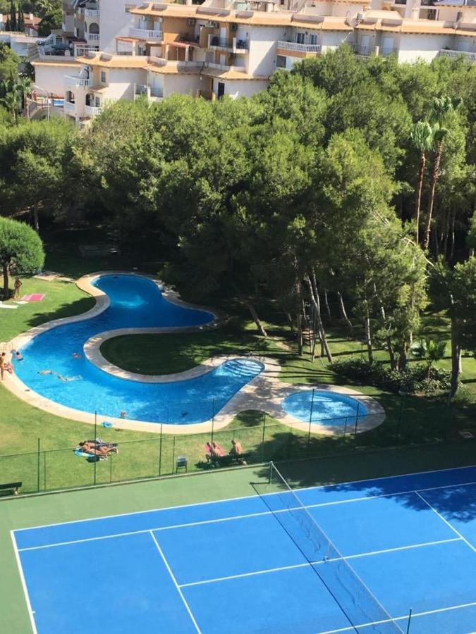 2-Bedroom And Living Room Apartment Near Campoamor Beach Εξωτερικό φωτογραφία