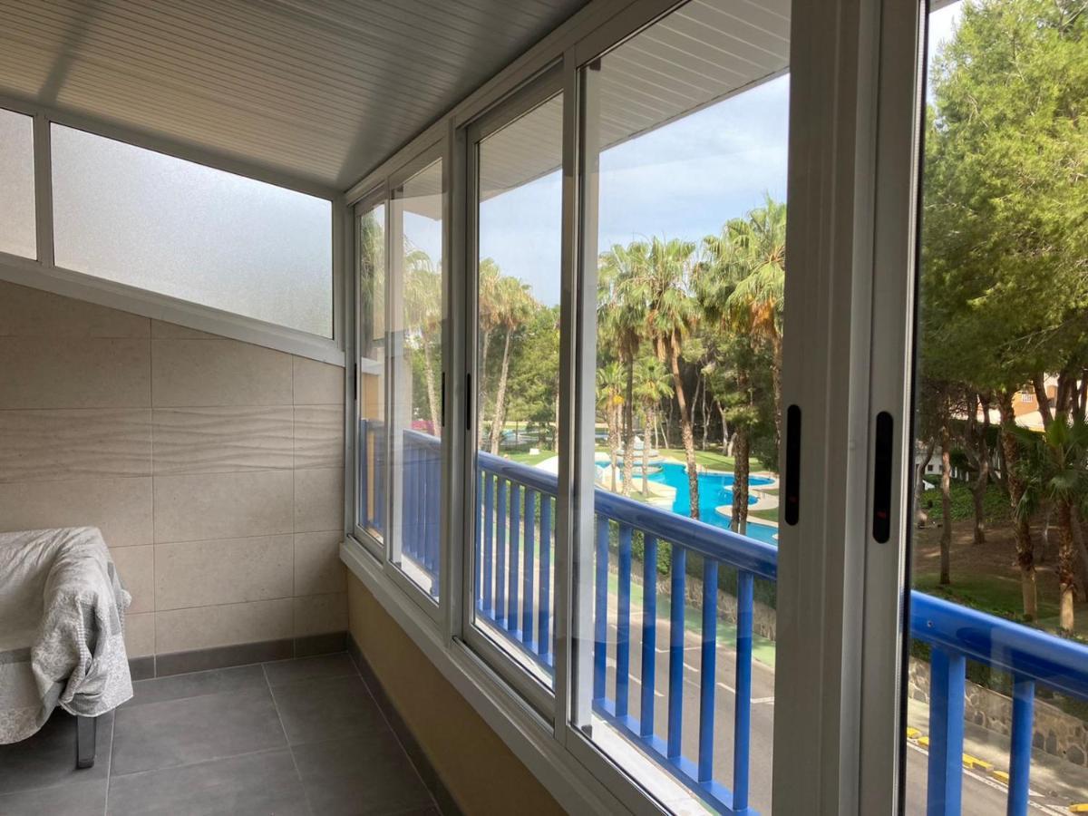 2-Bedroom And Living Room Apartment Near Campoamor Beach Εξωτερικό φωτογραφία
